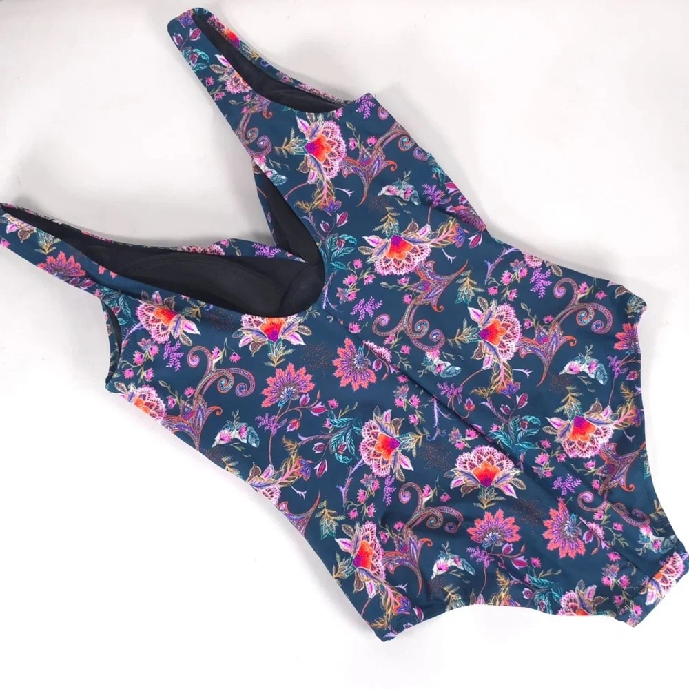NWOT SEEKERS Essentials Australia🇦🇺 Style ONA Cup B One Piece Swimsuit Size 12